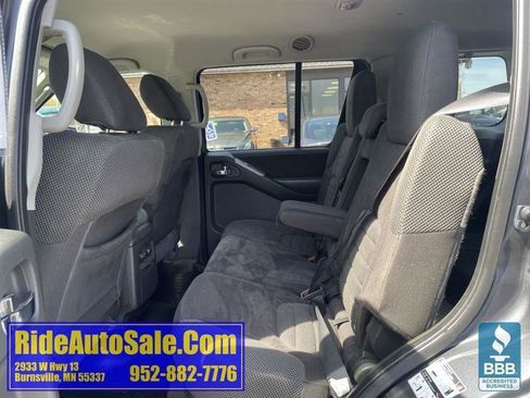 Used 2012 Nissan Pathfinder SV AWD/4WD image 12