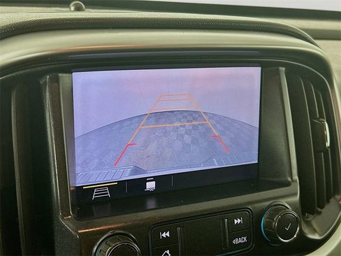 Used 2019 Chevrolet Colorado LT w/ LT Convenience Package image 19