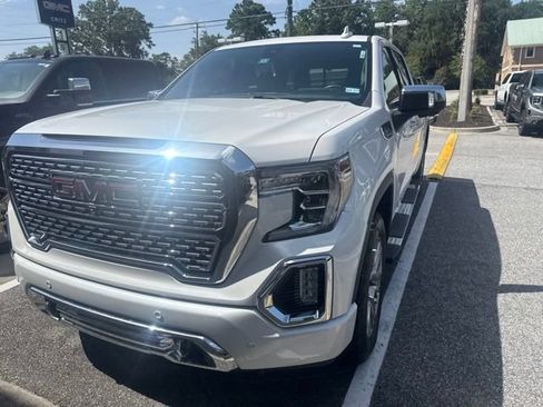 Used 2021 GMC Sierra 1500 Denali w/ Technology Package AWD/4WD image 2