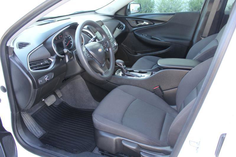 Used 2024 Chevrolet Malibu LS FWD image 10
