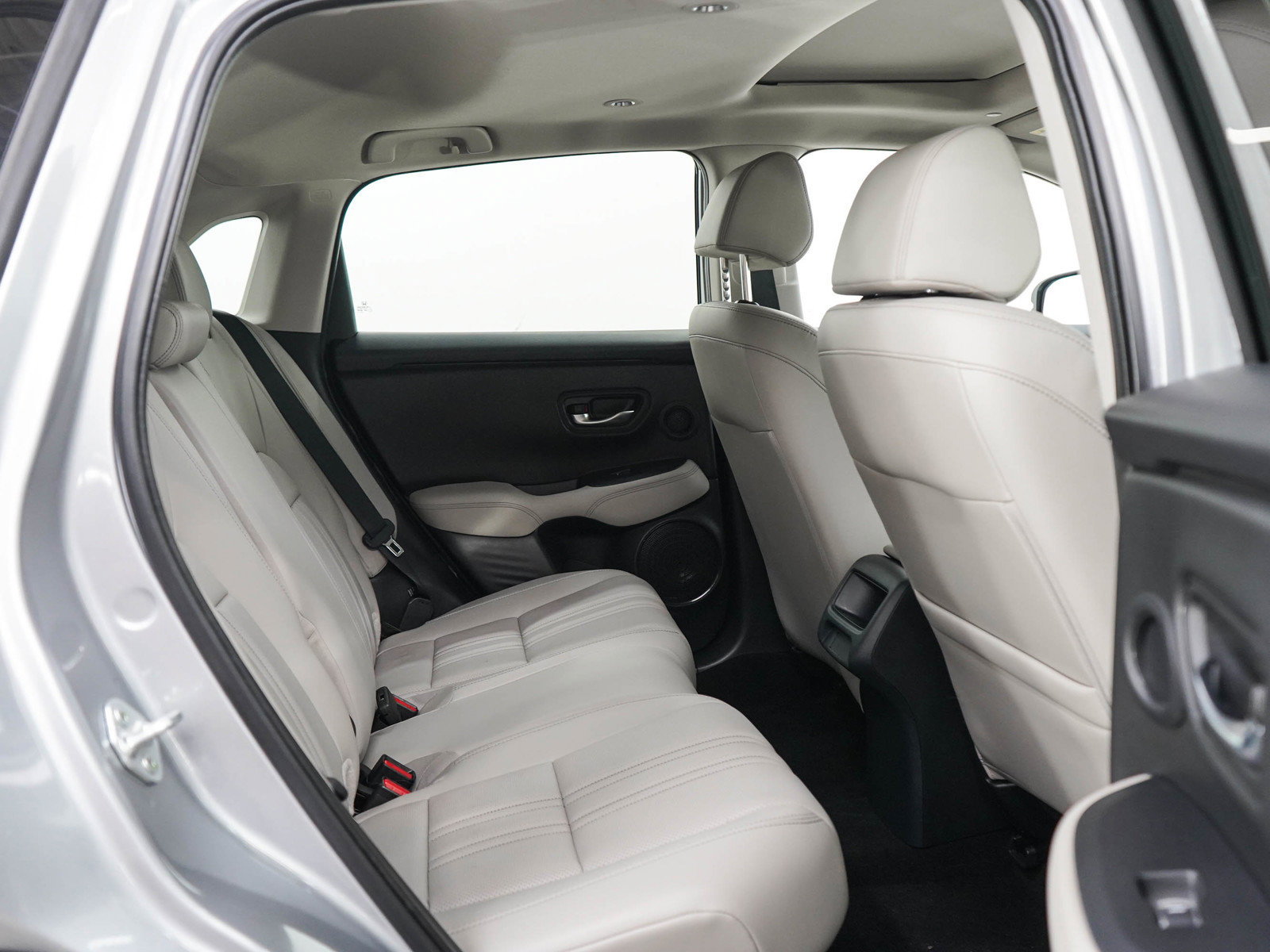 Used 2025 Honda HR-V EX-L image 12