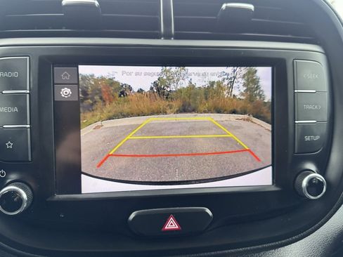 Used 2023 Kia Soul LX w/ Option Group 015 image 7