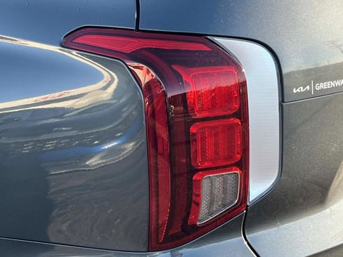 Used 2022 Hyundai Palisade Calligraphy image 10