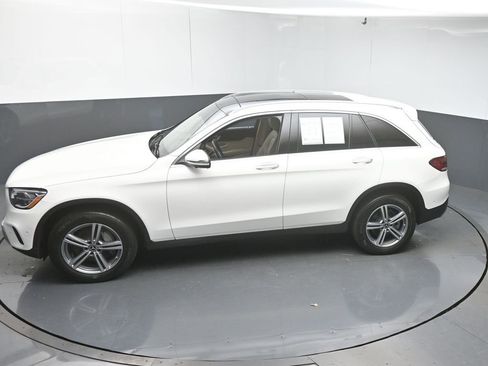 Used 2022 Mercedes-Benz GLC 300 w/ Premium Package Lite image 43