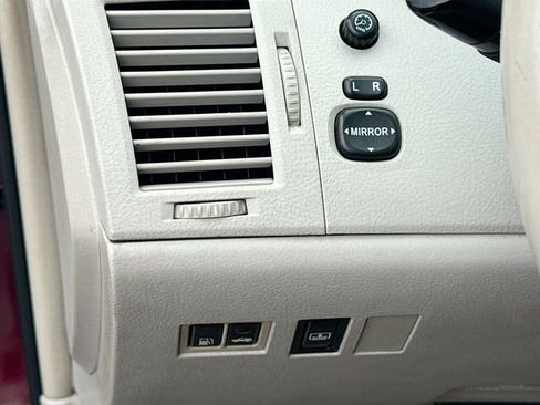 Used 2005 Toyota Avalon Limited image 11