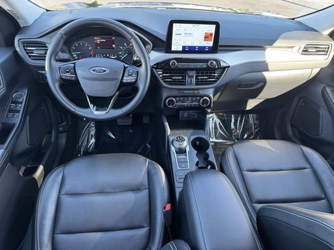 Used 2022 Ford Escape SEL image 5