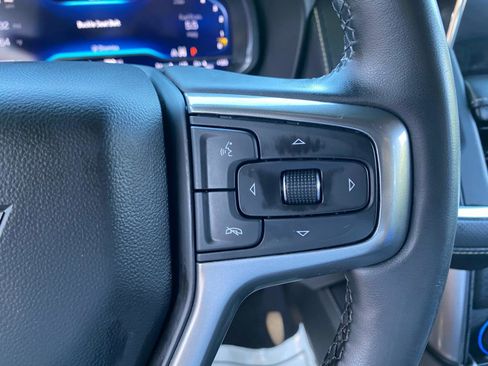 Used 2023 Chevrolet Suburban Premier image 65