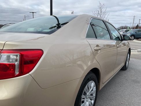 Used 2012 Toyota Camry LE image 8