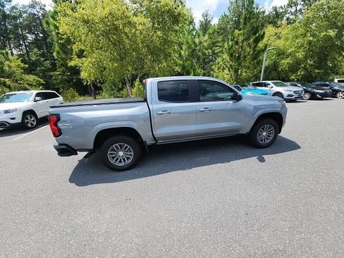 Used 2024 Chevrolet Colorado LT w/ LT Convenience Package II RWD image 14