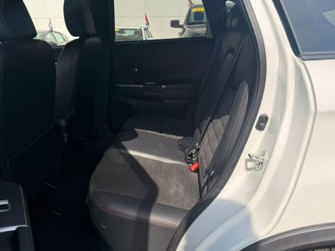 Used 2020 Mitsubishi Outlander Sport GT image 13