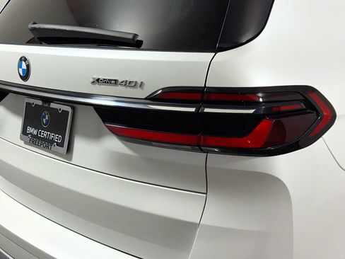 Used 2023 BMW X7 xDrive40i w/ Premium Package image 29