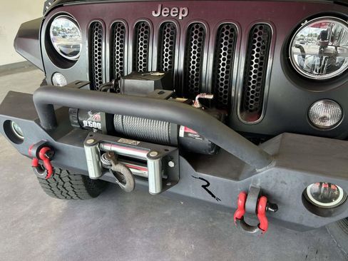 Used 2016 Jeep Wrangler Unlimited Sport AWD/4WD image 9