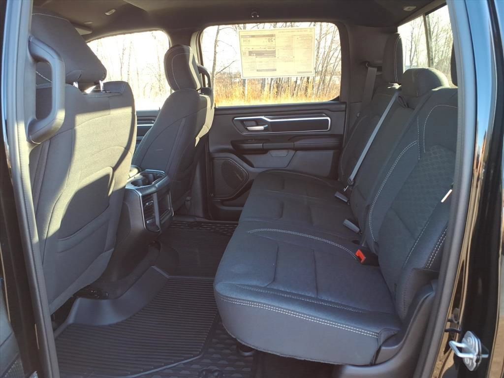 New 2026 RAM 1500 Big Horn AWD/4WD image 16