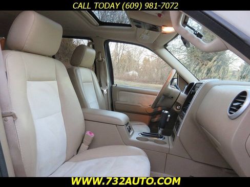 Used 2007 Mercury Mountaineer Premier image 7