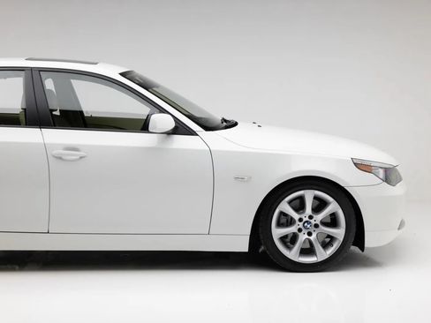 Used 2004 BMW 545i Sedan RWD image 23