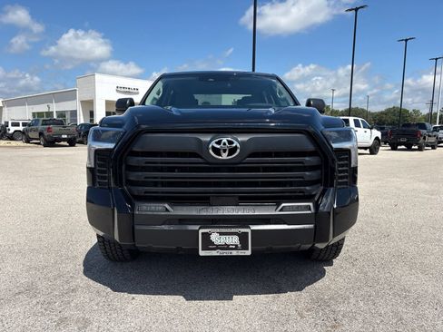 Used 2024 Toyota Tundra SR5 w/ SR5 Convenience Package AWD/4WD image 9