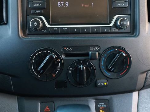 Used 2018 Nissan NV200 S image 35