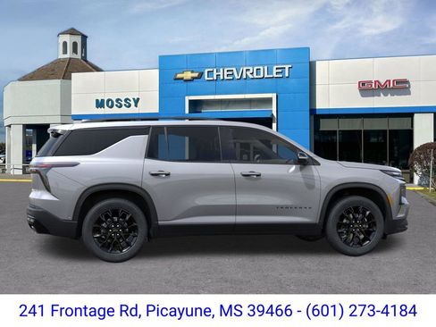 New 2026 Chevrolet Traverse LT image 5