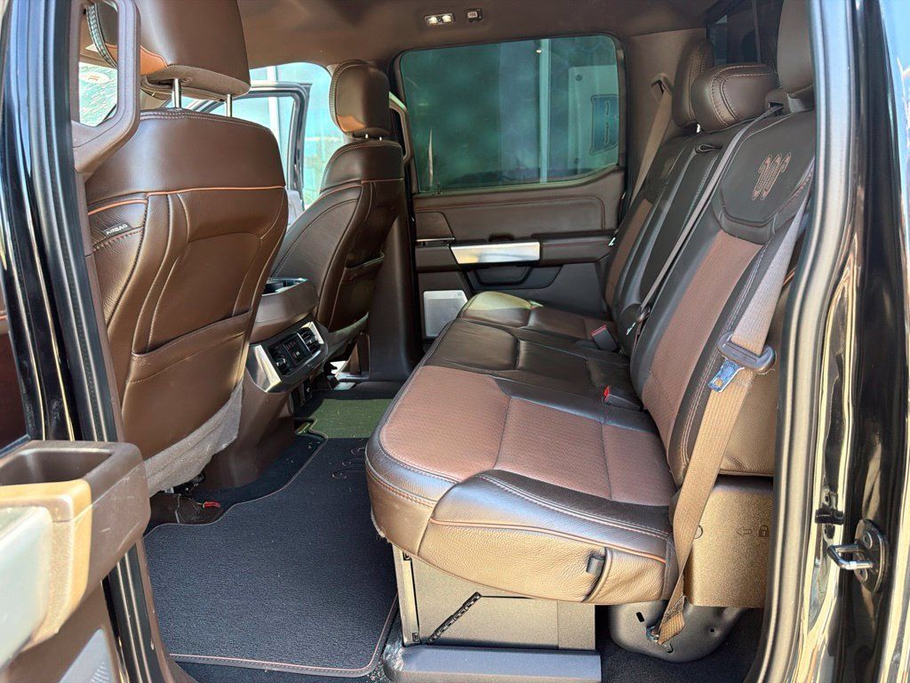 Used 2024 Ford F350 King Ranch w/ FX4 Off-Road Package AWD/4WD image 11