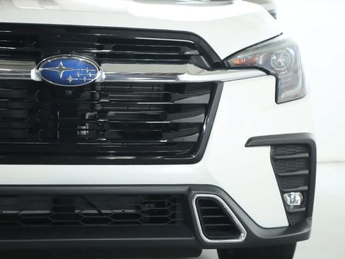 Certified 2023 Subaru Ascent Touring AWD/4WD image 7