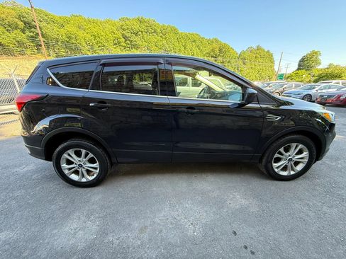 Used 2019 Ford Escape SE AWD/4WD image 3