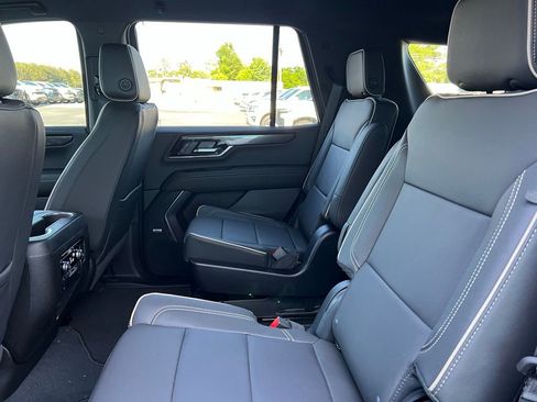 New 2026 GMC Yukon Elevation RWD image 9