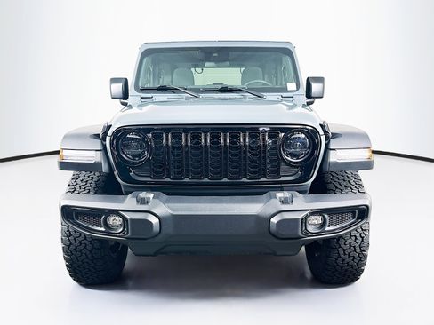 Used 2024 Jeep Wrangler Sport AWD/4WD image 2