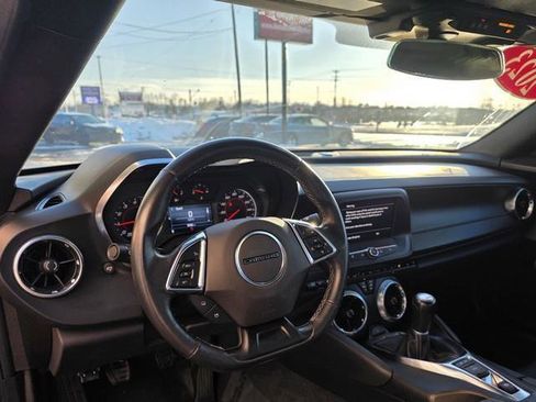 Used 2023 Chevrolet Camaro LT image 9