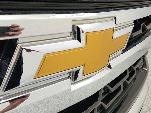 Used 2023 Chevrolet Silverado 1500 LT image 16