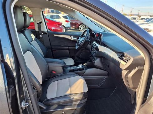 Certified 2022 Ford Escape Titanium w/ Titanium Elite Package AWD/4WD image 6