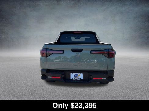 Used 2025 Hyundai Santa Cruz SEL FWD image 4