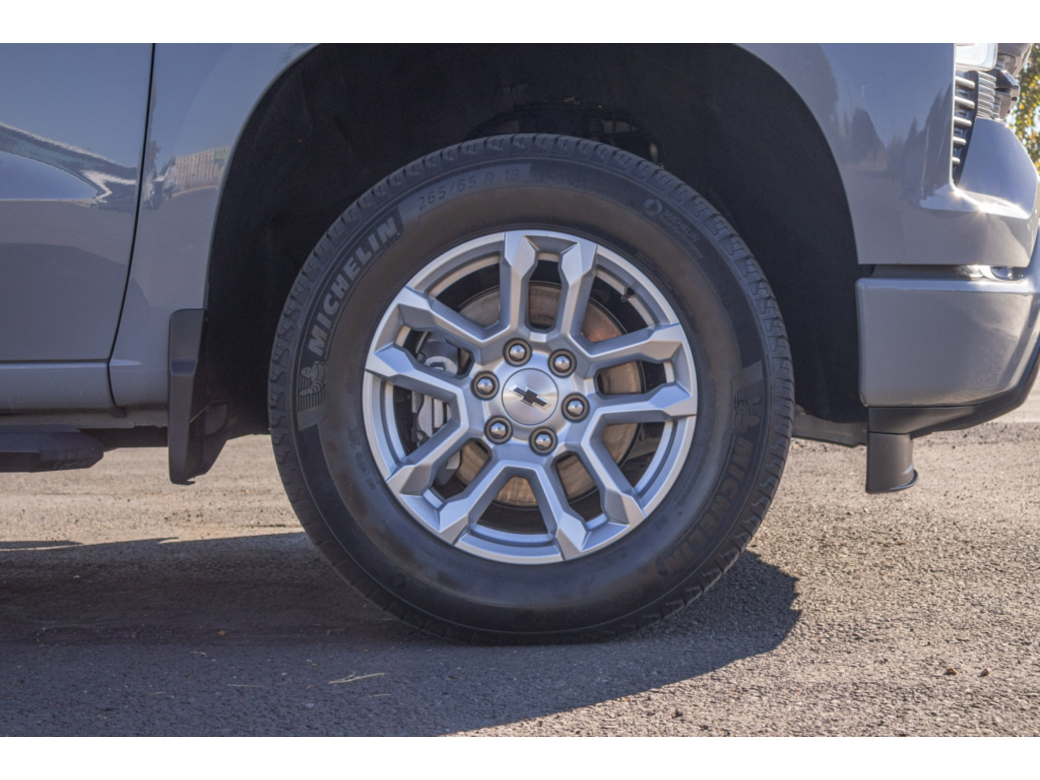 Used 2024 Chevrolet Silverado 1500 RST w/ Convenience Package II AWD/4WD image 9