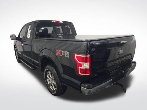 Used 2018 Ford F150 XLT w/ Equipment Group 302A Luxury image 6