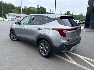 Used 2026 Kia Seltos LX FWD video 3