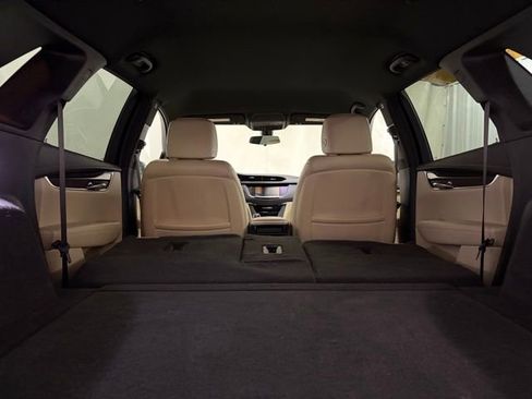 Used 2019 Cadillac XT5 AWD image 15
