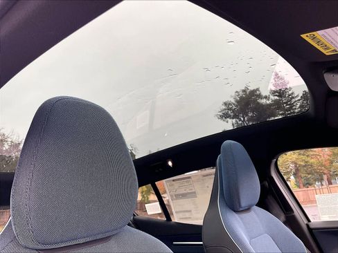 New 2026 Volvo EX30 Plus w/ Protection Package Premier image 29