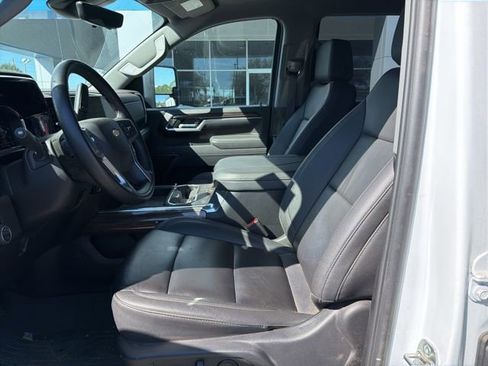 Used 2025 Chevrolet Silverado 2500 LT w/ All Star Edition image 7