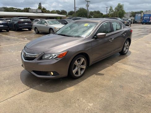 Used 2015 Acura ILX w/ Technology Package FWD image 7