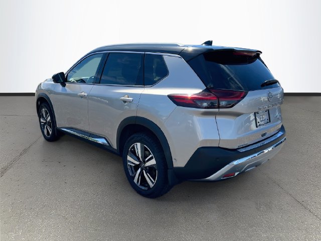 Used 2023 Nissan Rogue Platinum w/ Platinum Premium Package AWD/4WD image 28