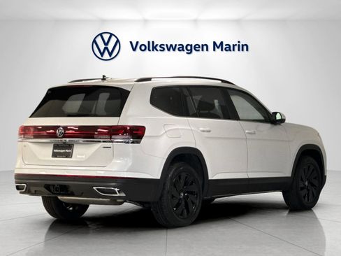 New 2026 Volkswagen Atlas SE image 5