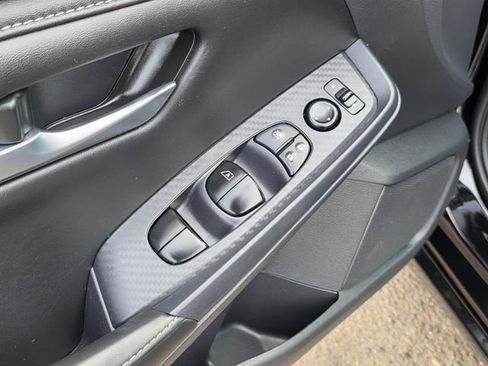 Used 2024 Nissan Sentra SV FWD image 17