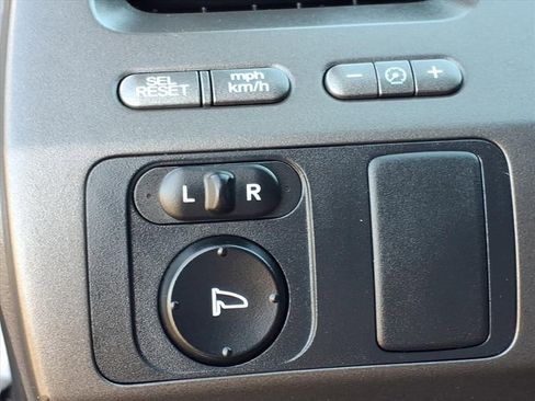 Used 2011 Honda Civic LX image 28