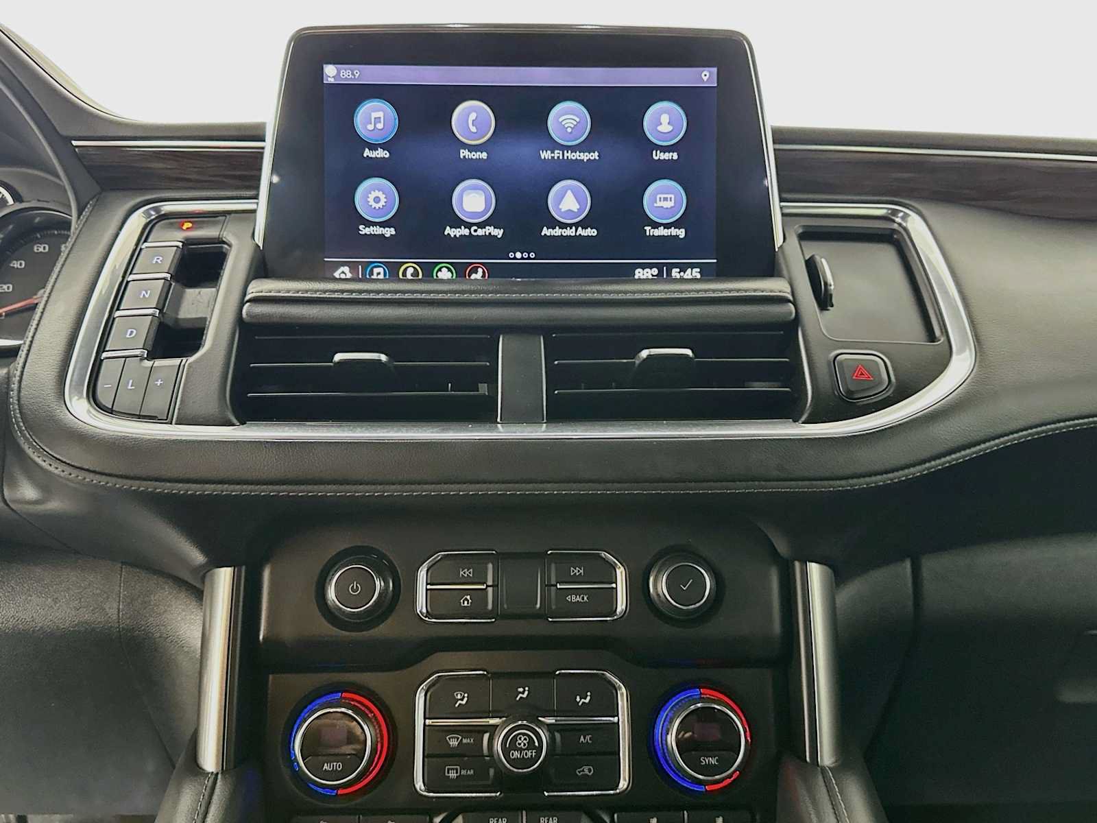 Used 2021 Chevrolet Tahoe LT w/ Luxury Package RWD image 17