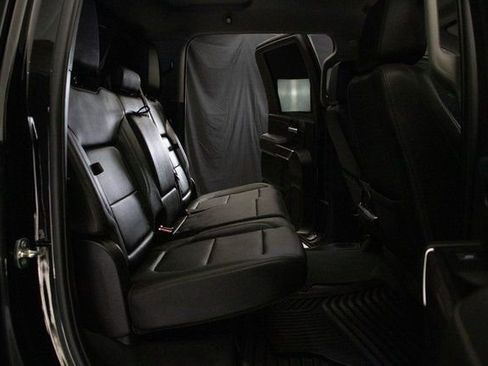 Used 2022 Chevrolet Silverado 2500 LTZ w/ LTZ Premium Package image 19