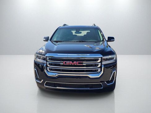 Used 2023 GMC Acadia SLE w/ Driver Convenience Package image 2