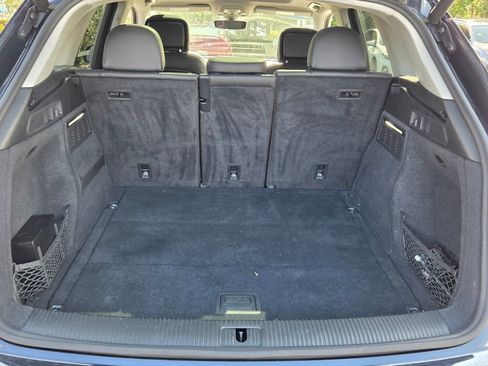 Used 2019 Audi Q5 2.0T Premium Plus w/ Premium Plus Package image 16