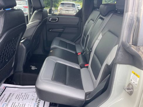 Used 2024 Ford Bronco Black Diamond AWD/4WD image 14