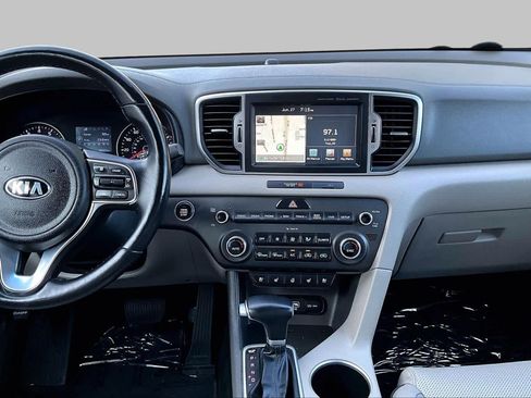 Used 2017 Kia Sportage EX w/ EX Technology Package AWD/4WD image 7