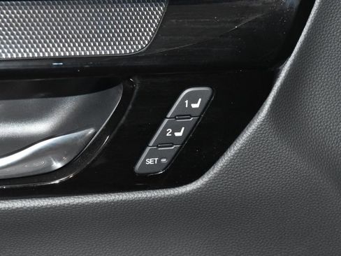 Used 2024 Honda CR-V Sport Touring image 5