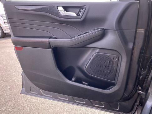Used 2023 Ford Escape ST-Line FWD image 26